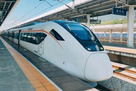 大灣區(qū)“大號地鐵”四線貫通運(yùn)營，有傲群響度