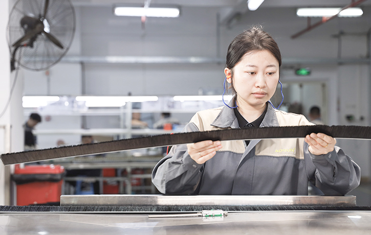 傲群自動化車間生產環(huán)境