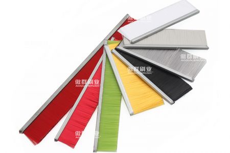 傲群鋁合金條密封刷：守護(hù)密封細(xì)節(jié)，適配多場(chǎng)景需求?