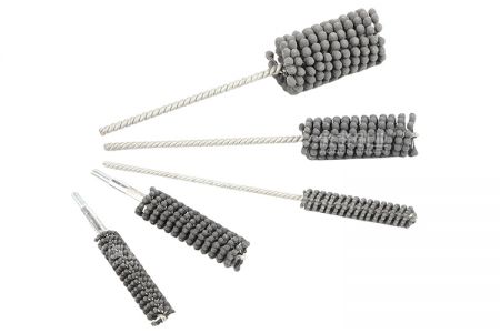 鍛造精密之鑰：傲群汽車用刷為新能源汽車制造賦能提效